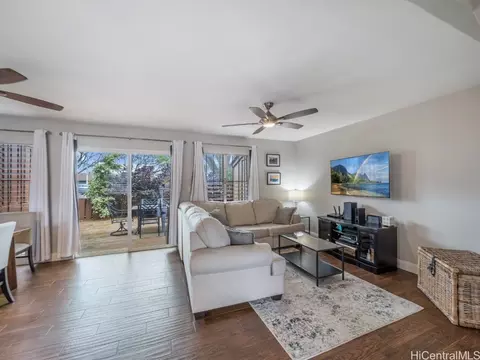 92-1002 Makakilo Dr #43, Kapolei, HI 96707