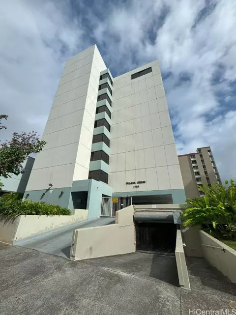 1114 Wilder Ave #502, Honolulu, HI 96822