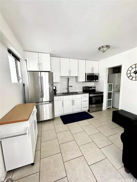 410 Nahua St #307, Honolulu, HI 96815