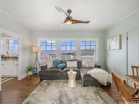 1341 Highview Pl, Honolulu, HI 96816