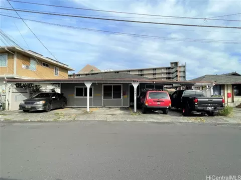 1641 Stillman Ln, Honolulu, HI 96817