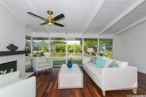 44-452 Kaneohe Bay Dr, Kaneohe, HI 96744