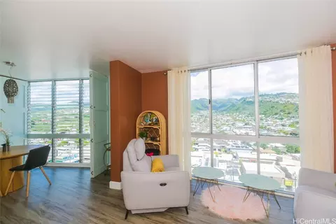 1139 9th Ave #1404, Honolulu, HI 96816
