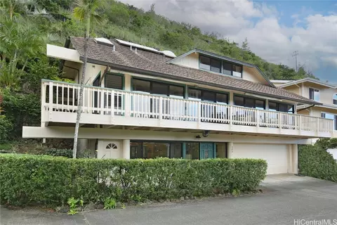 2891 Kalawao St #60, Honolulu, HI 96822