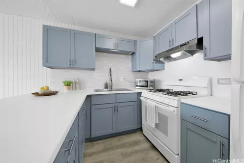 1326 Keeaumoku St #505, Honolulu, HI 96814