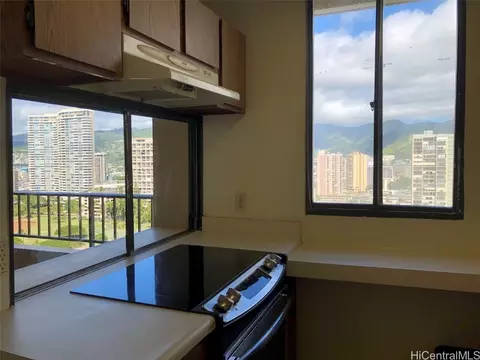 2121 Ala Wai Blvd #2103, Honolulu, HI 96815