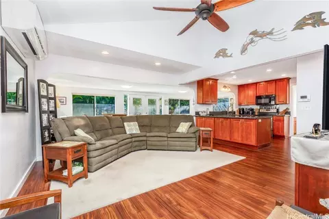 95-488 Awiki St, Mililani, HI 96789