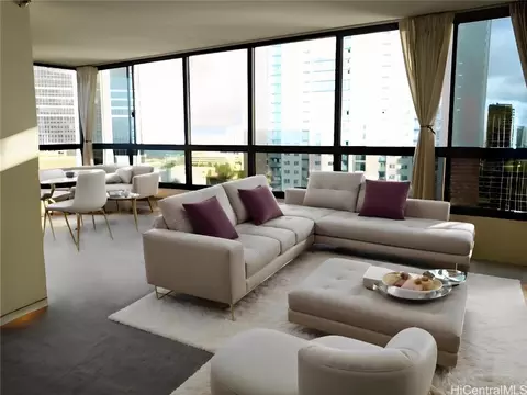 876 Curtis St #2706, Honolulu, HI 96813