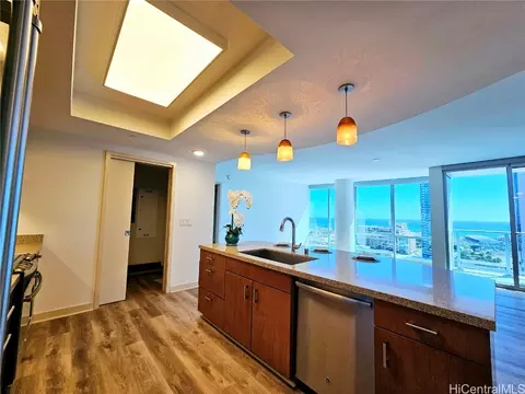 555 South St #2105, Honolulu, HI 96813