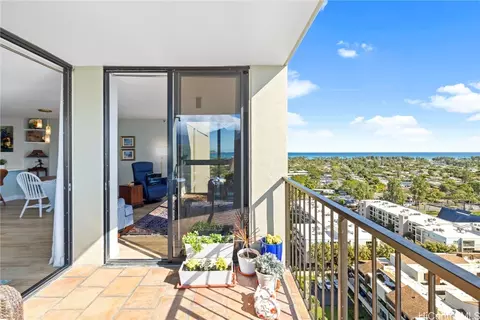 322 Aoloa St #PH-2, Kailua, HI 96734