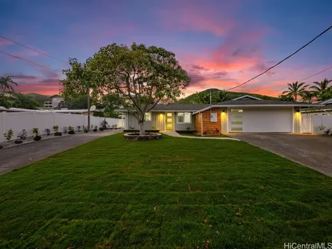 419 Iliaina St, Kailua, HI 96734