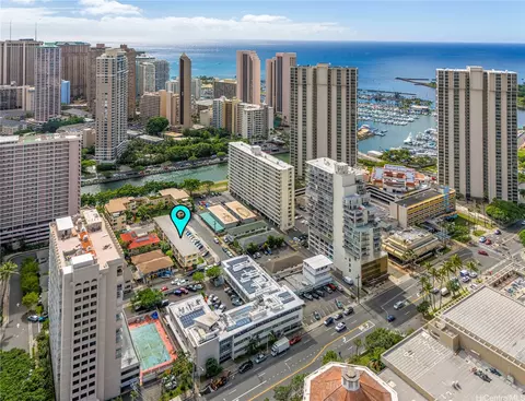 1909 Kahakai Dr, Honolulu, HI 96814