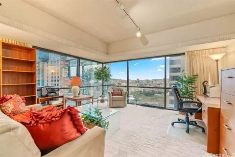 1188 Bishop St #2705, Honolulu, HI 96813
