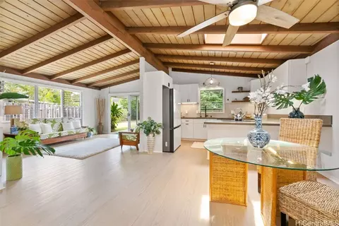843 Alahaki St, Kailua, HI 96734