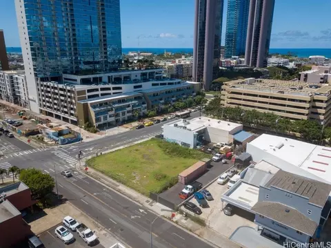 586 South St, Honolulu, HI 96813