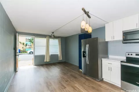 98-142 Lipoa Pl #105, Aiea, HI 96701