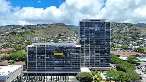 4300 Waialae Ave #B1004, Honolulu, HI 96816