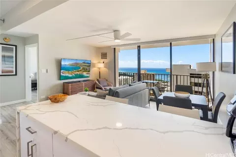 229 Paoakalani Ave #2712, Honolulu, HI 96815