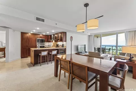 223 Saratoga Rd #1213, Honolulu, HI 96815