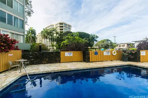 1550 Wilder Ave #A505, Honolulu, HI 96822