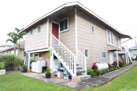 213 Crest Ave, Wahiawa, HI 96786