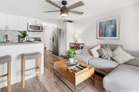 2211 Ala Wai Blvd #1011, Honolulu, HI 96815