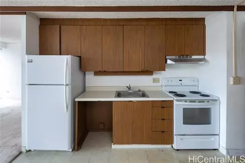 1655 Makaloa St #2413, Honolulu, HI 96814