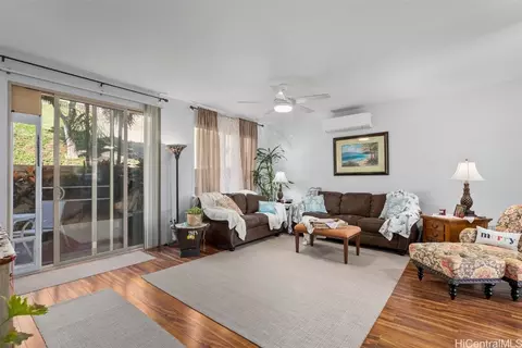 92-1127 Panana St #702, Kapolei, HI 96707