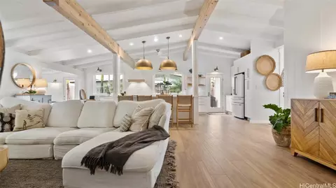 652 Pamaele St, Kailua, HI 96734