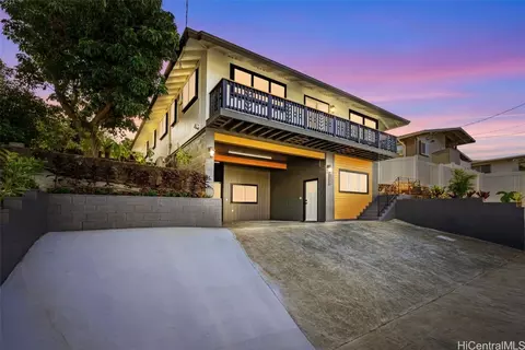 1629 Ala Amoamo St, Honolulu, HI 96819