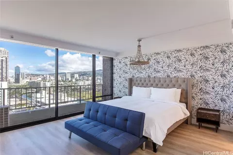 440 Olohana St #1807, Honolulu, HI 96815
