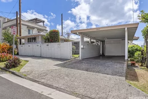 1807 Vancouver Pl, Honolulu, HI 96822