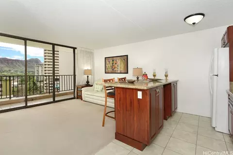 201 Ohua Ave #T1-801, Honolulu, HI 96815