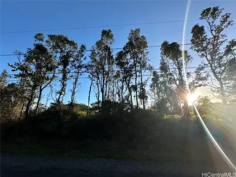00000 8th Ave, Keaau, HI 96749