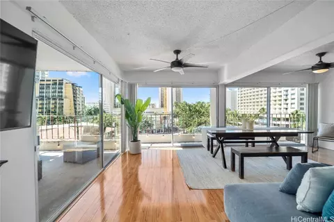 222 Kaiulani Ave #PH1, Honolulu, HI 96815