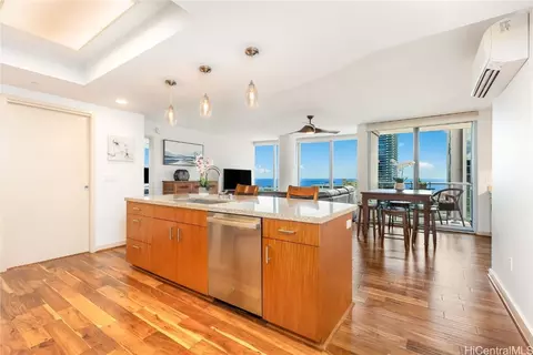 555 South St #2005, Honolulu, HI 96813
