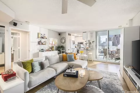 1212 Nuuanu Ave #902, Honolulu, HI 96817
