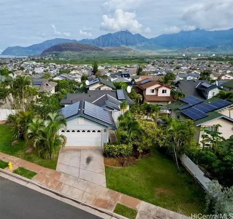 87-1062 Oheohe St, Waianae, HI 96792