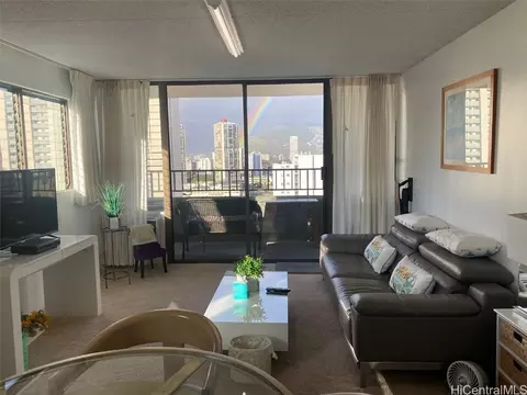 2240 Kuhio Ave #1801, Honolulu, HI 96815