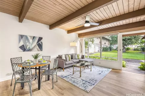4910 Kilauea Ave #2, Honolulu, HI 96816