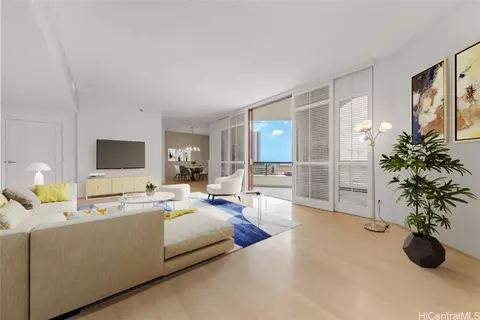 725 Kapiolani Blvd #816, Honolulu, HI 96813