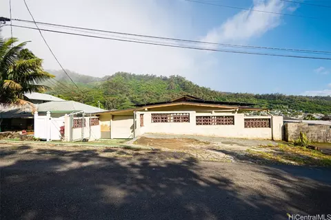 2935 Kuahiwi Way, Honolulu, HI 96819