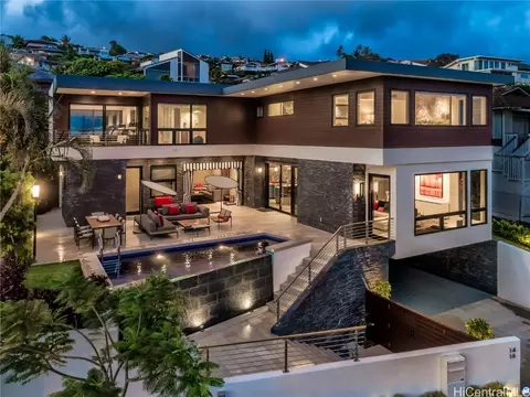 1416 Ehupua St, Honolulu, HI 96821