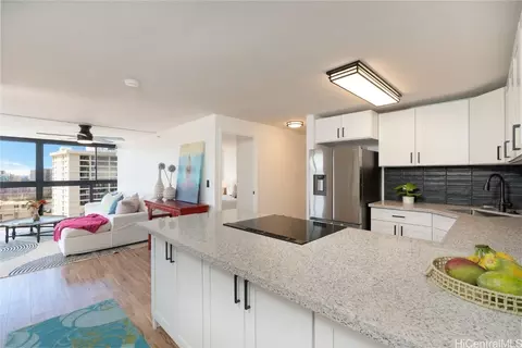 2222 Citron St #1701, Honolulu, HI 96826