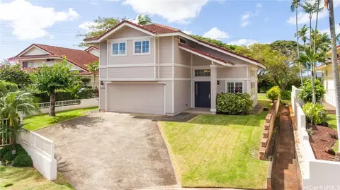 94-1127 Nawele St, Waipahu, HI 96797