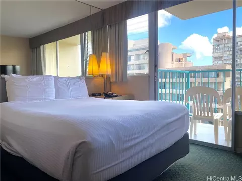 444 Kanekapolei St #1000, Honolulu, HI 96815