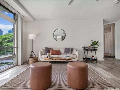 1515 Nuuanu Ave #153, Honolulu, HI 96817