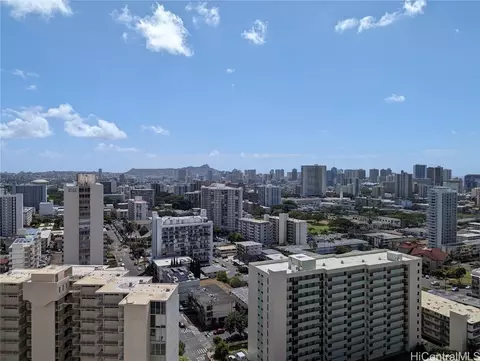 1717 Mott Smith Dr #2407, Honolulu, HI 96822