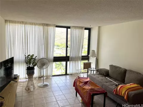 501 Hahaione St #1/11G, Honolulu, HI 96825