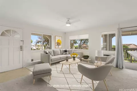 94-602 Lumiaina St #V204, Waipahu, HI 96797